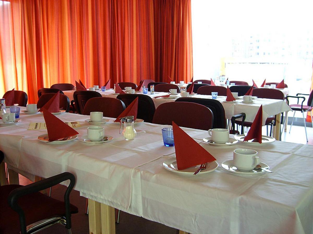 H&H Studio-Apartment Im Stadtteil Ostseeviertel Jedes Apartment Mit Kuechenzeilen - Fahrstuhl Und 24H Check In Greifswald Luaran gambar